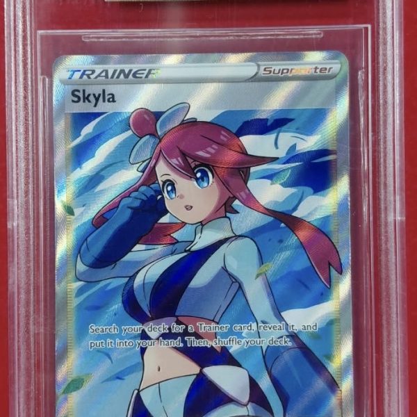 Skyla - 2021 Sword & Shield: Shining Fates - #72 Skyla UR